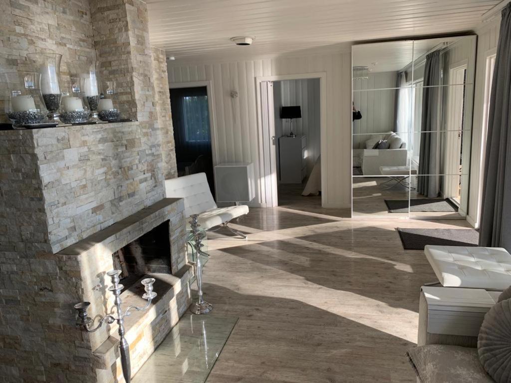 Villa Terveenniemi Kontula  Εξωτερικό φωτογραφία